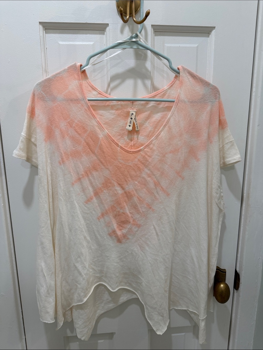 Free People Women's Scoop Neck Short Sleeve Tee in Pale Peach Tie-Dye